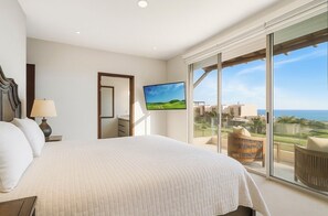 3 bedrooms, in-room safe, desk, iron/ironing board