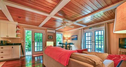 Banana Tree Retreat • As Seen on HGTV • 2BR Island Getaway