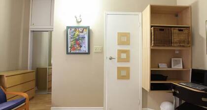 Cozy & Clean Studio in the Junction