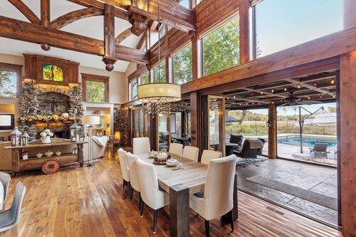 Private Grand Lodge with pool, lake & pickleball courts