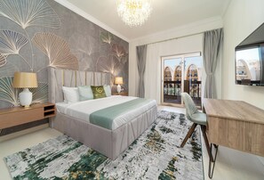 Design-Apartment, Nichtraucher, Strandblick | Hochwertige Bettwaren, individuell dekoriert, individuell eingerichtet