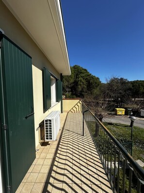 Exterior detail - Residence Michelangelo three-room apartment C6* for 6 persons (Bibione)