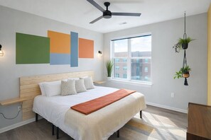 Desk, WiFi, bed sheets