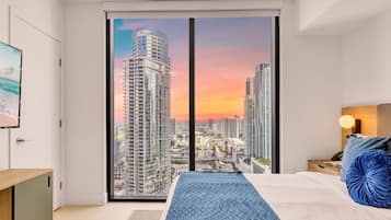 Apartamento clássico, 1 quarto, sacada, vista para a cidade | Espaço de trabalho para notebook, Wi-Fi de cortesia