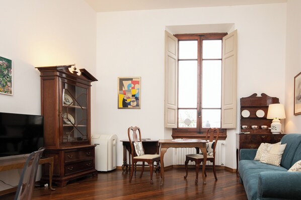 Smart TV - Apartment San Niccolo:Unique View & Best Location (Firenze)