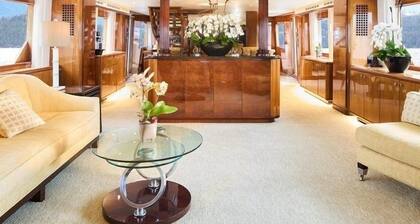 Bahamas Superyacht Privatecruise