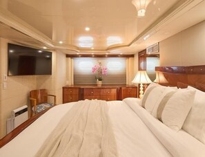 4 Schlafzimmer, Bügeleisen/Bügelbrett, kostenloses WLAN, Bettwäsche