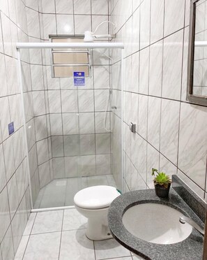 Family Apartment | Bathroom