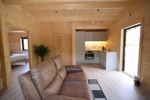 #1 Killarney Cabins, Stunning Lodge & Parking