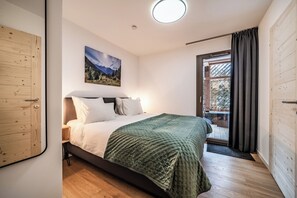 2 chambres, fer et planche à repasser, accès Internet, draps fournis