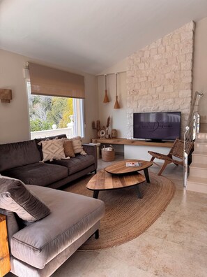 Smart-tv och en stereo