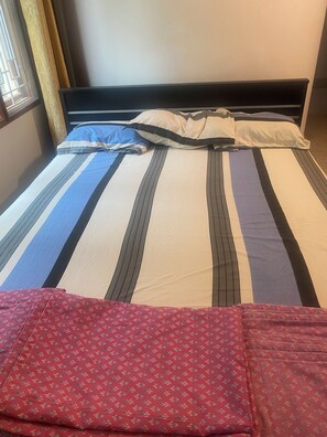 3 bedrooms, iron/ironing board, travel cot, WiFi