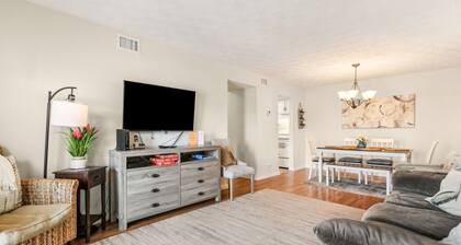 6375 Fernandina Shores - Pool. Quick Walk to Beach & Dining. Ground Floor