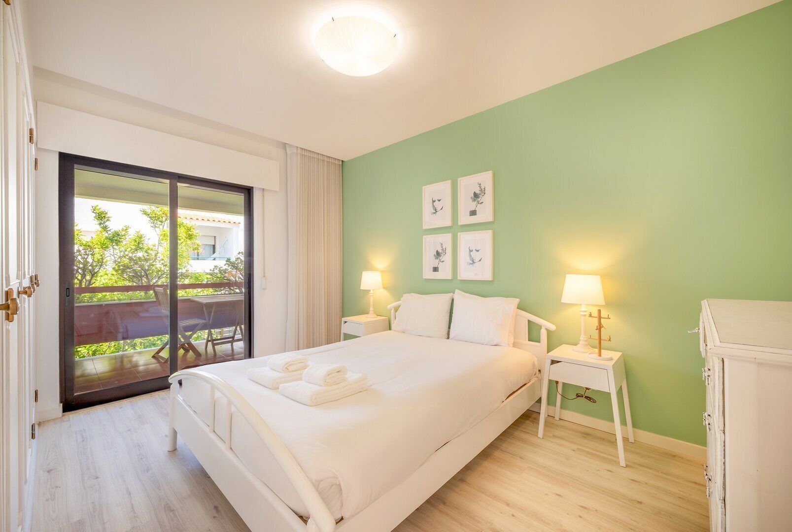 4 Schlafzimmer, Bügeleisen/Bügelbrett, Internetzugang, Bettwäsche