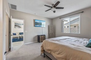 3 bedrooms, bed sheets