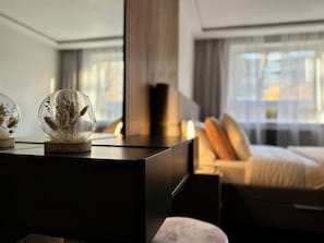 1 chambre, bureau, fer et planche à repasser, Wi-Fi gratuit