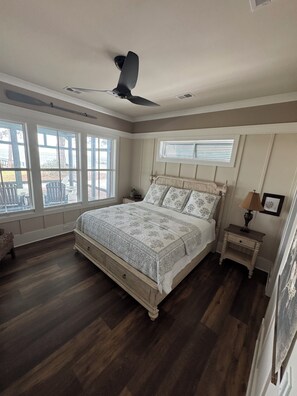 3 bedrooms, free WiFi, bed sheets, wheelchair access