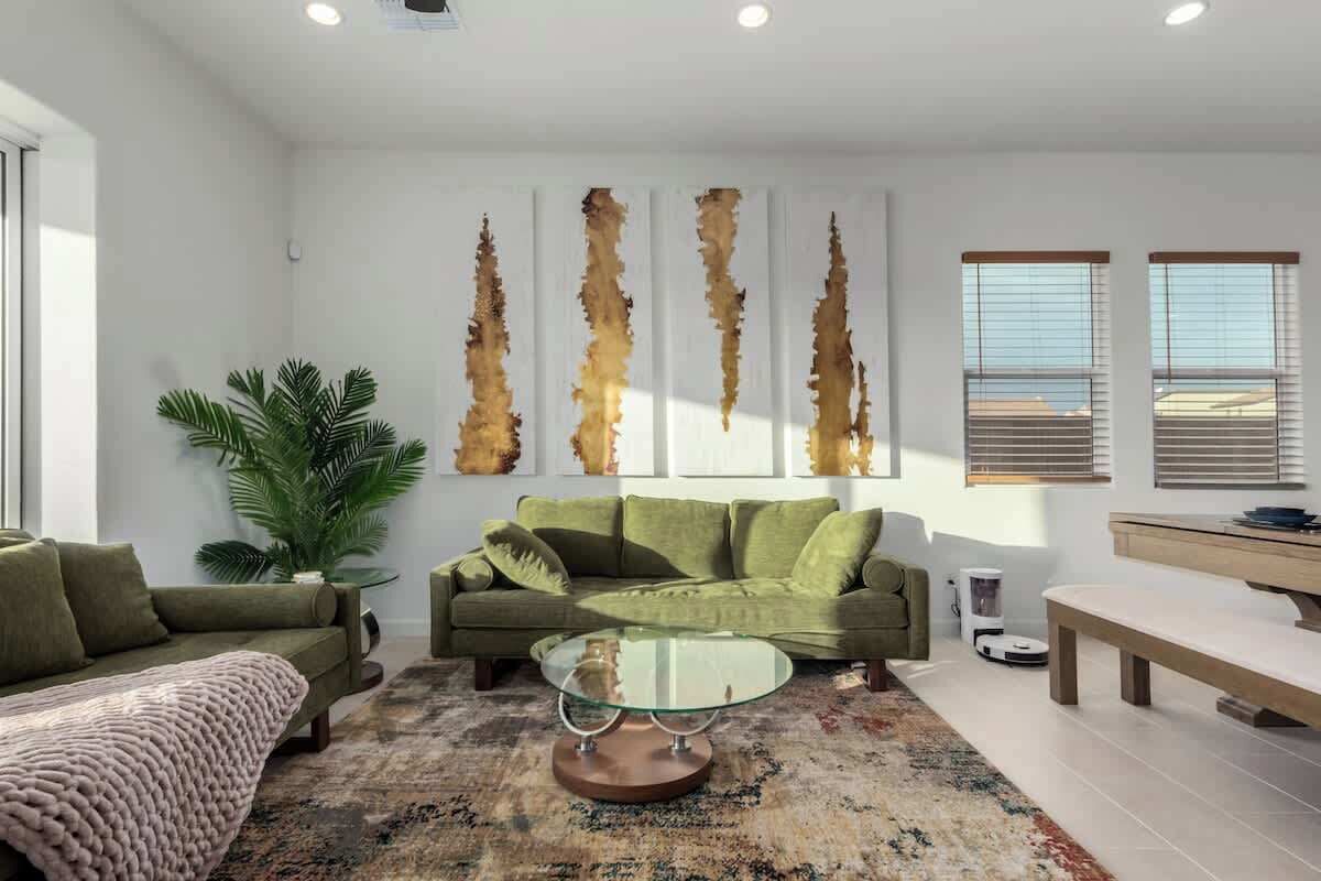Luxe 4br Retreat W/ Pool, Hot Tub & Sunset Views - Goodyear, AZ