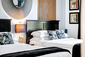 9 habitaciones, escritorio, tabla de planchar con plancha y wifi gratis