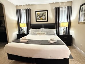 4 室のベッドルーム、セーフティボックス (室内)、アイロン / アイロン台、WiFi