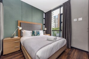 2 bedrooms, in-room safe, iron/ironing board, internet