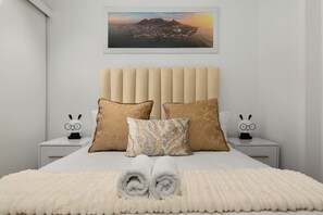 1 dormitorio, caja fuerte, tabla de planchar con plancha y wifi