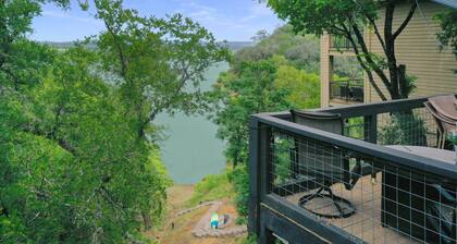 The Cove Lakehouse in Spicewood