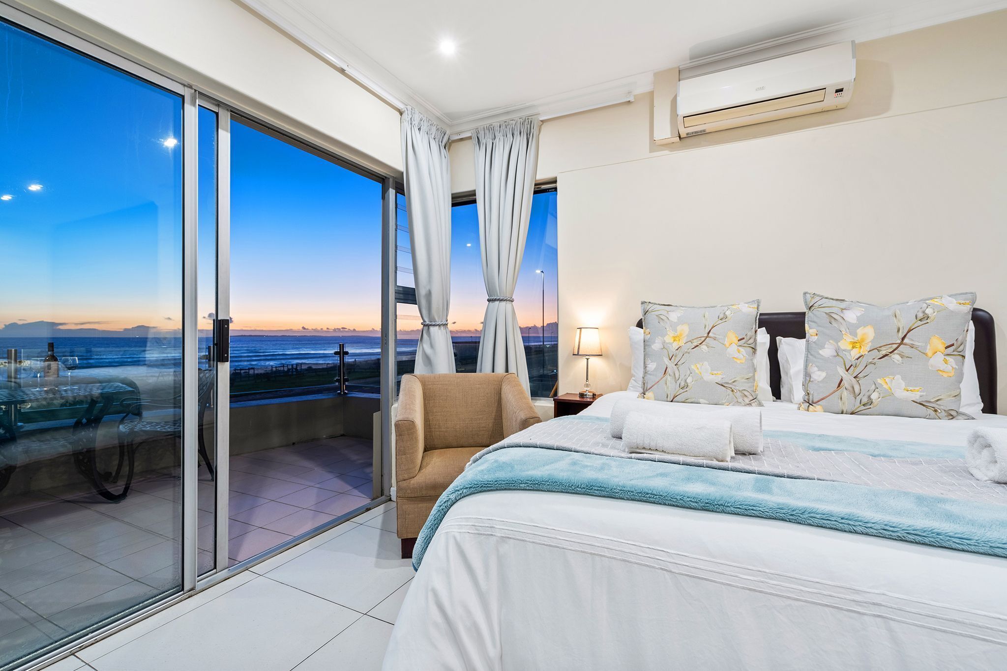 3 habitaciones, tabla de planchar con plancha y wifi gratis 