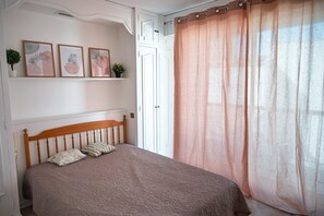 1 bedroom, iron/ironing board, bed sheets