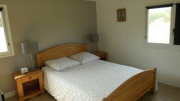 2 間睡房、床單