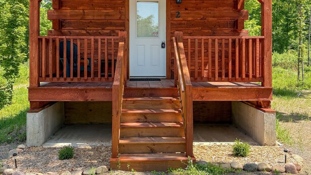 Exterior - Pickerel Retreat - Cabin 2 (Pickerel)