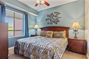 1 habitación y ropa de cama 