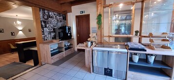 Tägliches inbegriffenes Frühstücksbuffet