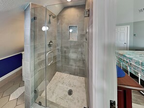 Casa (3 Bedrooms) | Servicio de la propiedad