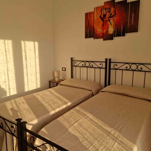 2 bedrooms, WiFi, bed sheets