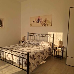 2 Schlafzimmer, WLAN, Bettwäsche