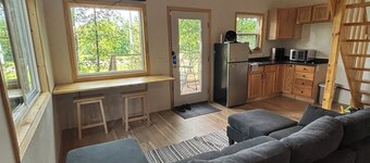 KOOPERS LANDING TREEHOUSE-Brand New build! Casino, Wine trails, National Parks