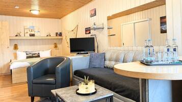 Chambre Familiale | Décoration personnalisée, ameublement personnalisé, bureau
