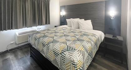 Motel 6 - Chicago, IL