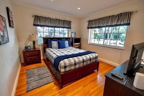 5 chambres, bureau, fer et planche à repasser, accès au Wi-Fi (inclus)