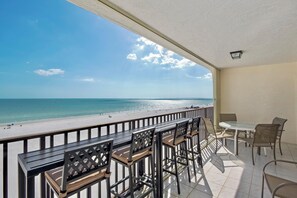 Condo, 1 King Bed with Sofa bed (Pelican Watch #602) | Outdoor dining - Pelican Watch #602 (Fort Myers Beach)