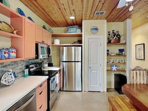 House (4 Bedrooms) | Property amenity