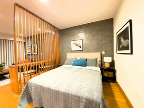 Apartemen Basic | 1 kamar tidur, selimut bulu angsa, dan didekorasi berbeda-beda