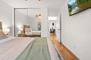 4 chambres, fer et planche à repasser, lit parapluie, Wi-Fi gratuit
