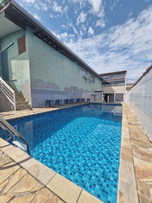Outdoor pool - BEACH HOUSE WITH POOL PRAIA GRANDE (Praia Grande)
