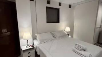 1 Schlafzimmer, Bügeleisen/Bügelbrett, WLAN, Bettwäsche