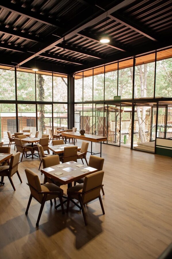 Restaurant - Grand Mazamitla Hotel (Mazamitla)