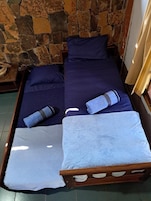 1 habitación, wifi gratis y ropa de cama