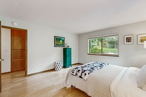 3 chambres, fer et planche à repasser, accès Internet, draps fournis