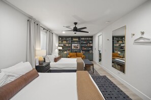 4 soveværelser, skrivebord, strygejern/strygebræt, weekendseng